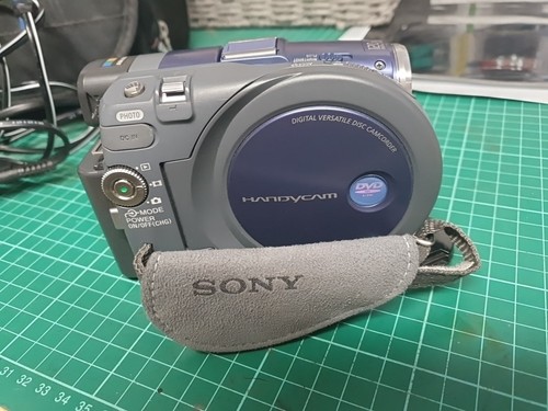 Sony dcr dvd91e videocamera - sony,
